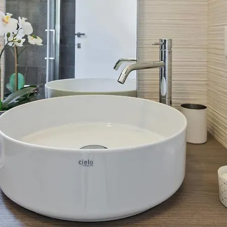 Hintown De Angeli Apartment Milan